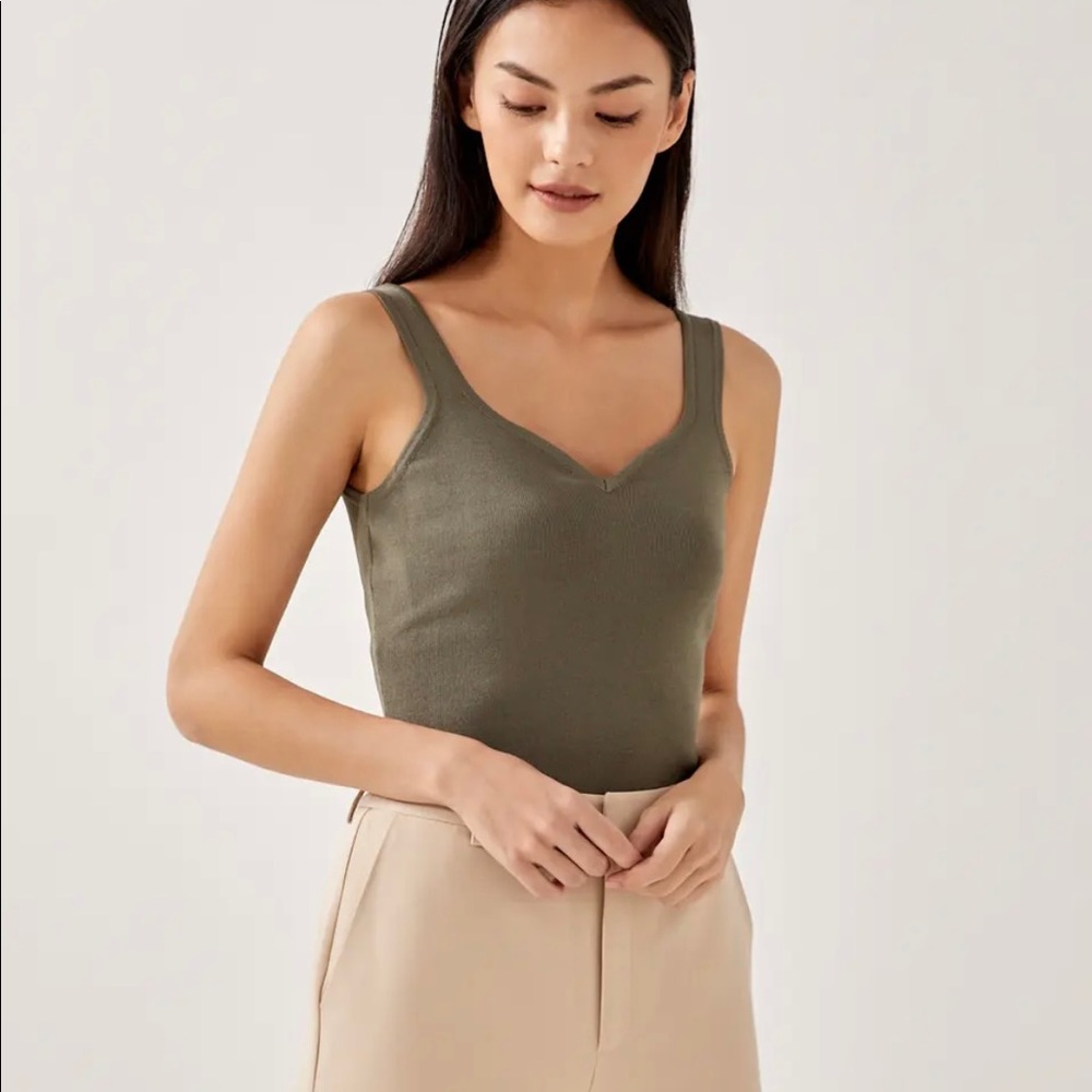 Kurie Sweetheart Knit Top by Love Bonito